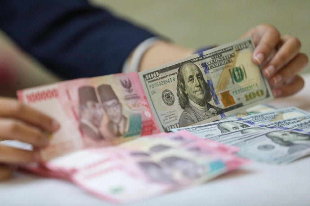 Ongkos Mahal Stabilkan Rupiah di Tengah Pertumbuhan Ekonomi yang Tinggi